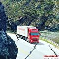 Vrachtwagen van Vroegindewey in het Noorse berglandschap