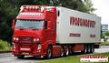 Vrachtwagen van Vroegindewey Transport