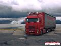 Vrachtwagen van Vroegindewey Transport