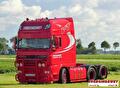 Vrachtwagen van Vroegindewey Transport