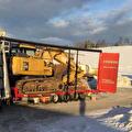 Ladung wird in einem Auflieger von Vroegindewey verladen oder gesichert